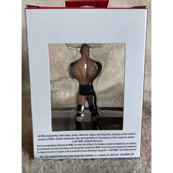 Dwayne "The Rock" Johnson 2022 Hallmark Christmas Hanging Ornament - Picture 2 of 8